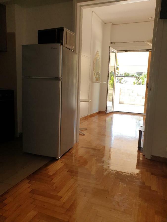 Alimos Studio Beach Apartment Athen Eksteriør billede